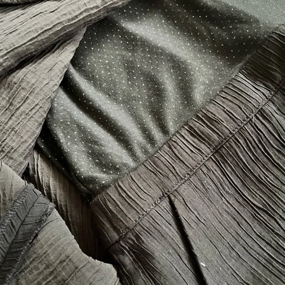 NWT Anthropologie Elevenses Textured Sleeveless Angled blouse Romper pockets M - Picture 9 of 11